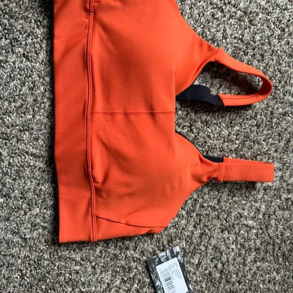 TWO NWT Oiselle 34C bras (Price for BOTH) - Picture 2 of 3